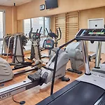 阿拉贡斯肯瑞诺酒店 4* 萨拉戈萨