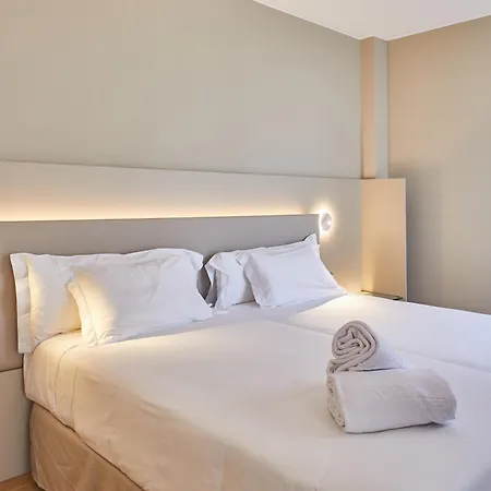 فندق Silken Reino De Aragon 4*