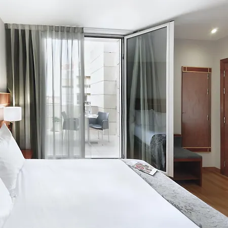 Hotel Silken Reino De Aragon 4*