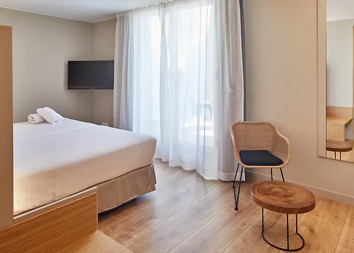 Silken Reino De Aragon Hotell