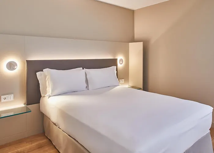 Silken Reino De Aragon Hotell