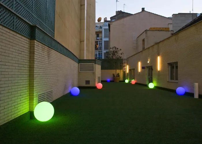 Отель Silken Reino De Aragon 4*